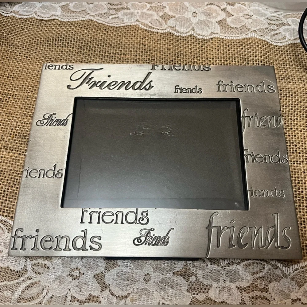 Silver Friends Photo Frame - Picture 1 of 6